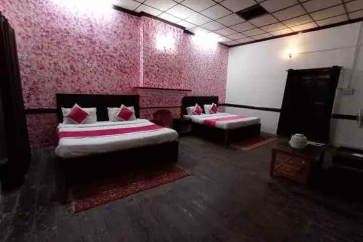 Room 16 of 16