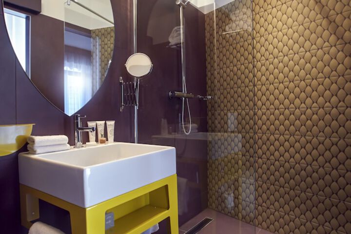 Bathroom Interior Photo