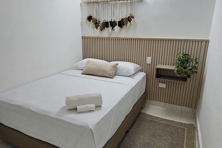 Room 4 of 20