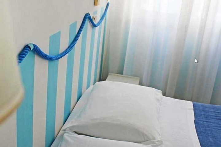 Room 3 of 14