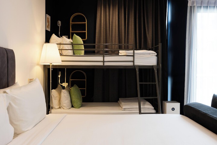 Room 96 of 257