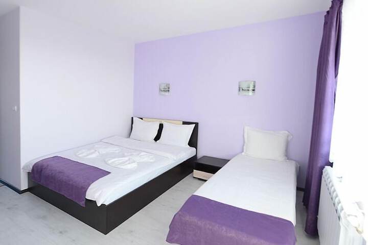 Room 15 of 37