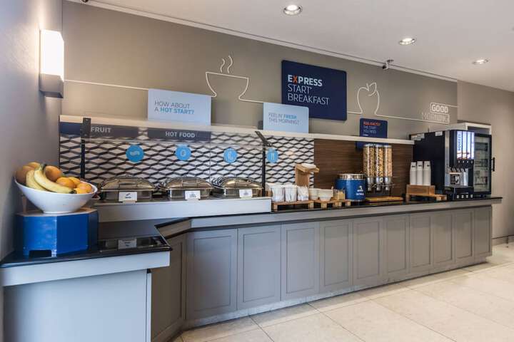 Breakfast/Coffee Service 77 of 90