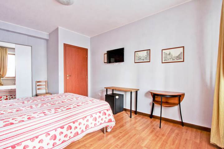 Room 21 of 51
