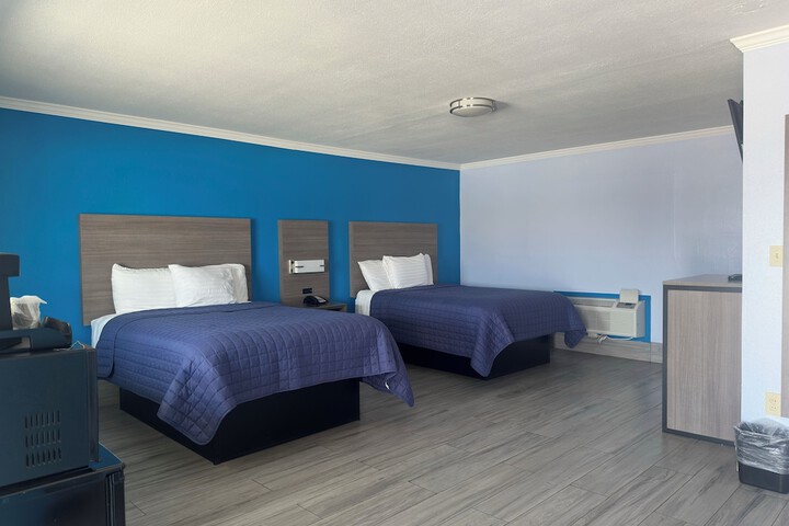 Room 7 of 26