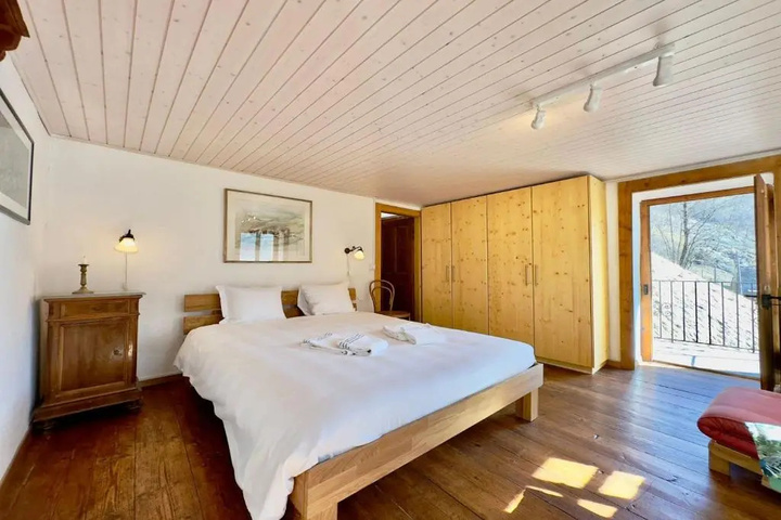 Room 3 of 14