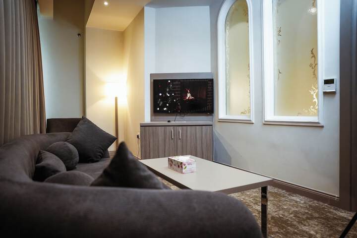 Room 15 of 30