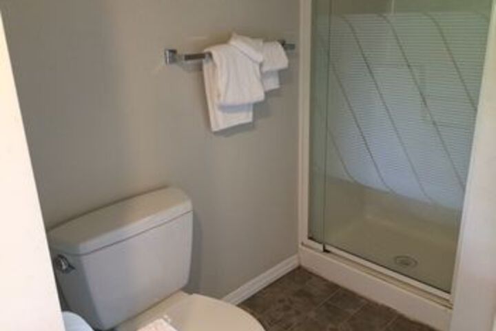 Room 2 of 19
