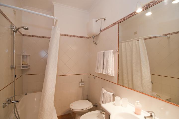 Room 12 of 47