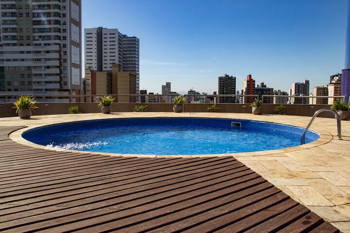Pools & Facilities