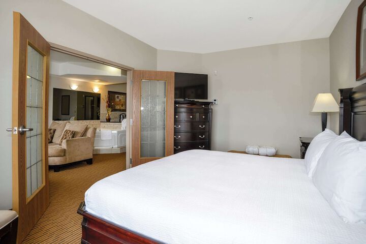 Room 13 of 42