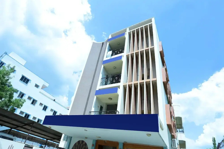 OYO 18627 Hotel Mithila