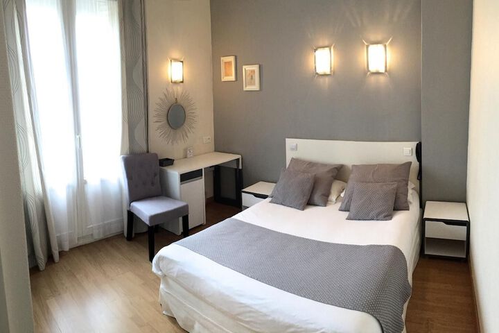 Room 14 of 36