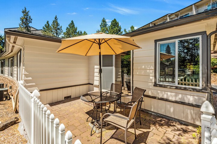 Terrace/Patio 298 of 398