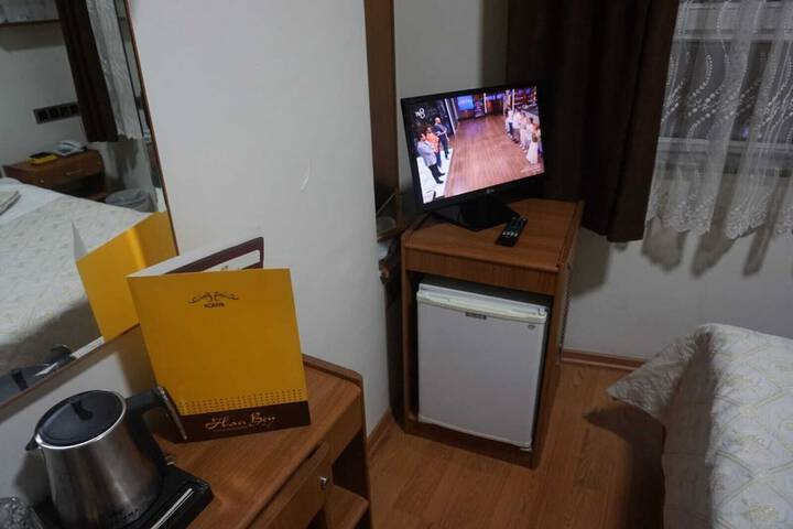 Room 8 of 49
