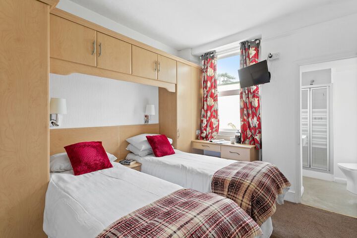 Room 2 of 24