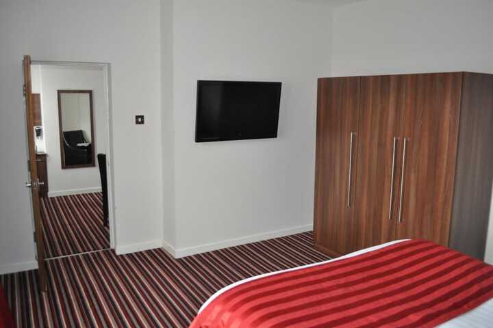 Room 19 of 46