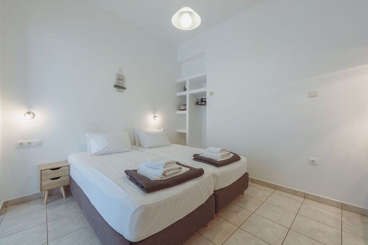 Room 42 of 139