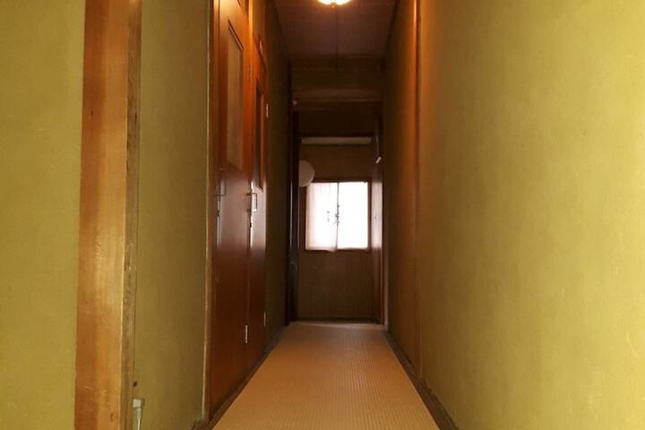 Ballroom/Hall 22 of 29