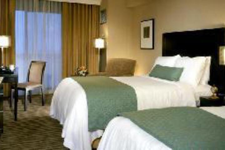 Chelsea Room 2 Double Beds (11 of 23)