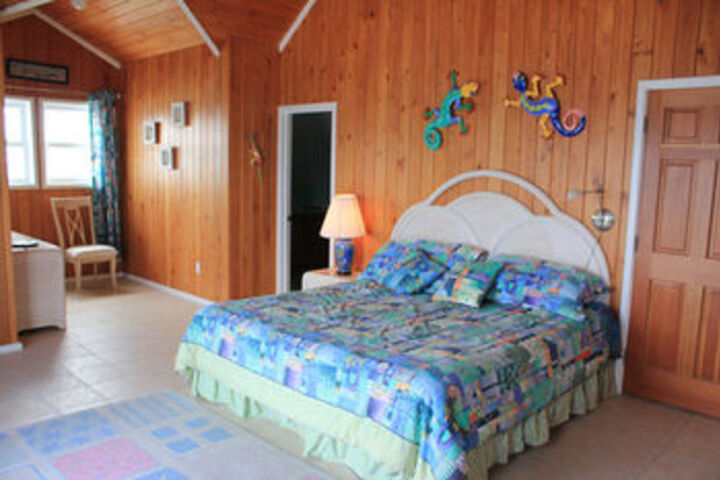 Room 12 of 21