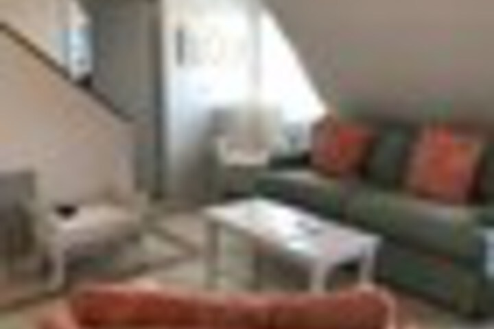 Room 146 of 237