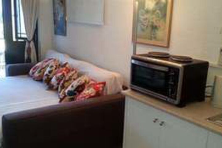 Room 46 of 77