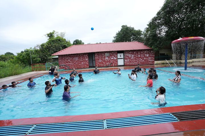 Pool 34 of 59
