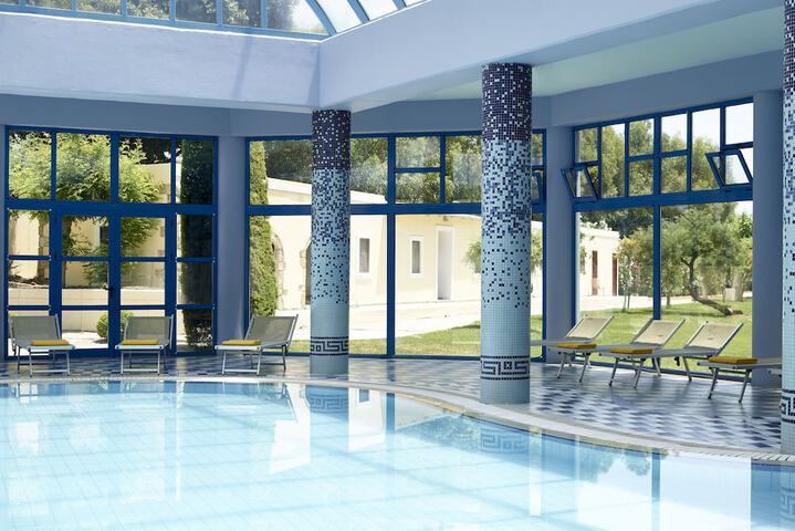 Pool 77 of 193