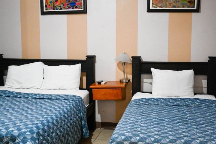 Room 72 of 269