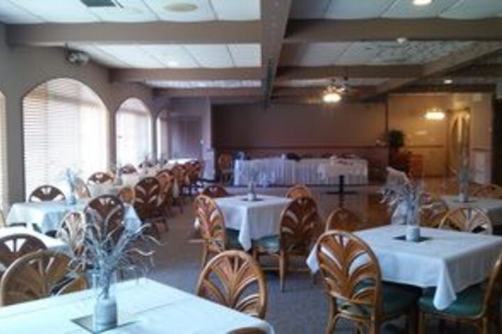 Ballroom/Hall 3 of 18