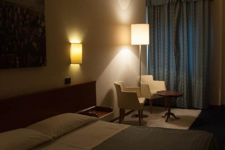 Room 15 of 38