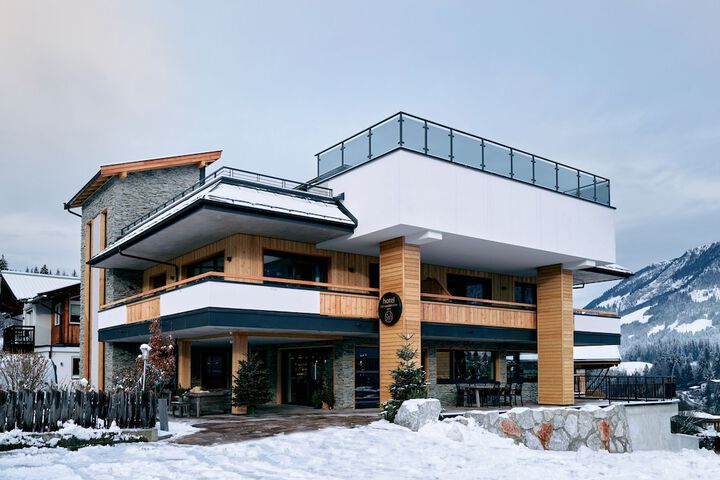 Hotel 85 of 95