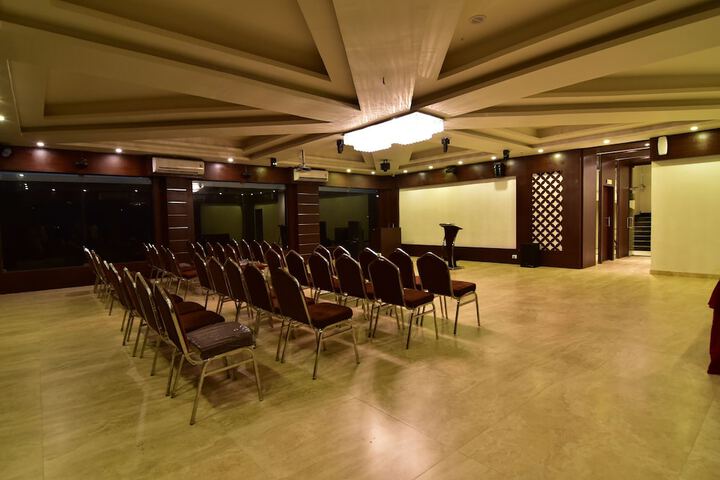 Ballroom/Hall 59 of 85