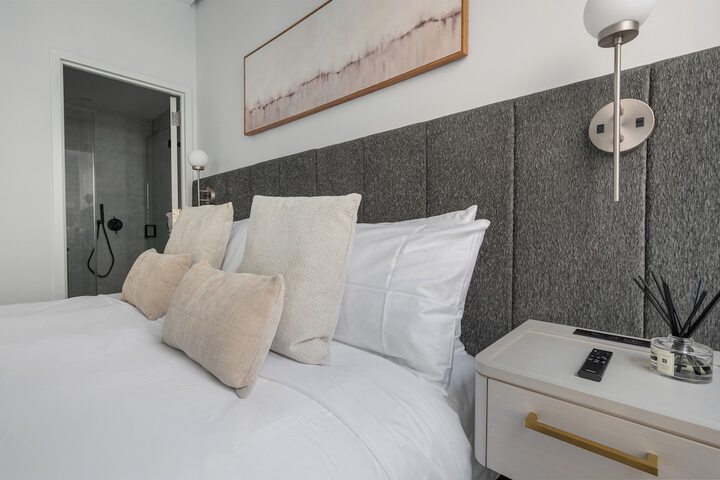 Room 114 of 626