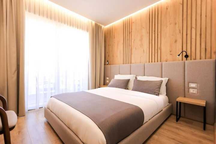 Room 36 of 96