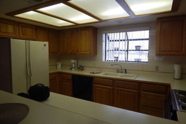 Room 102 of 139