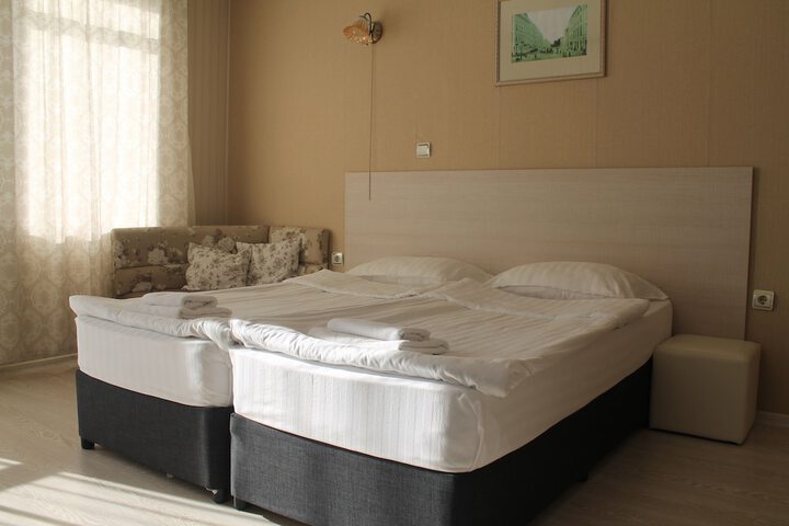 Room 21 of 50