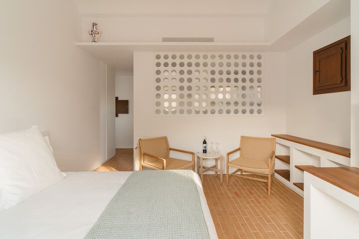 Room 30 of 80