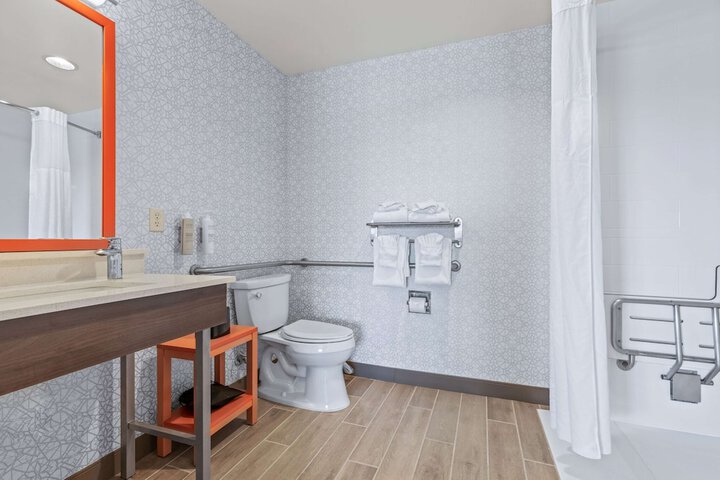 Bathroom shower