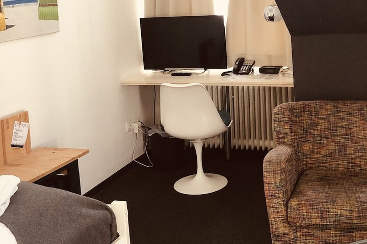 Room 26 of 70