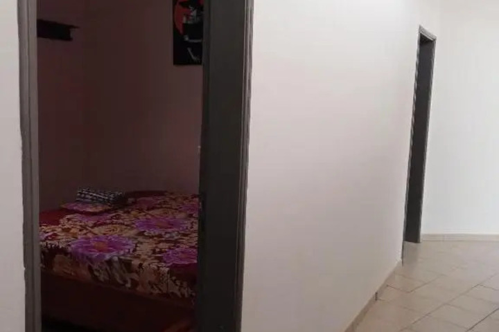 Room 2 of 11