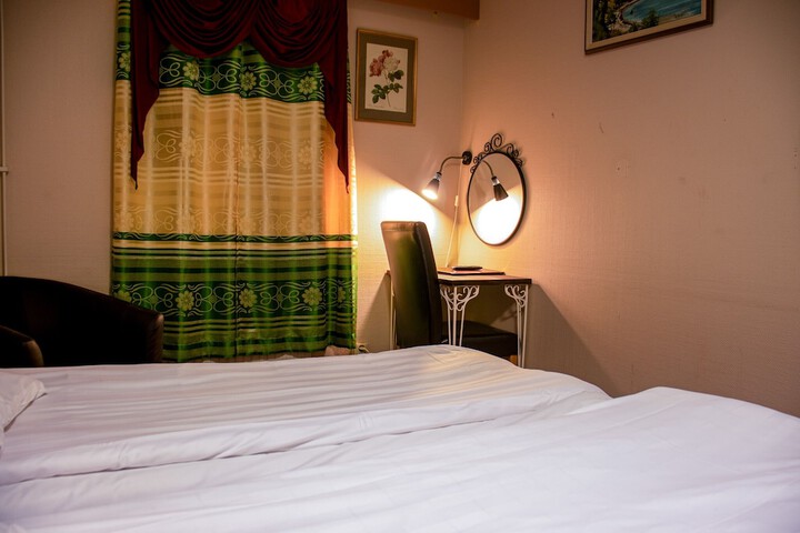 Room 40 of 62