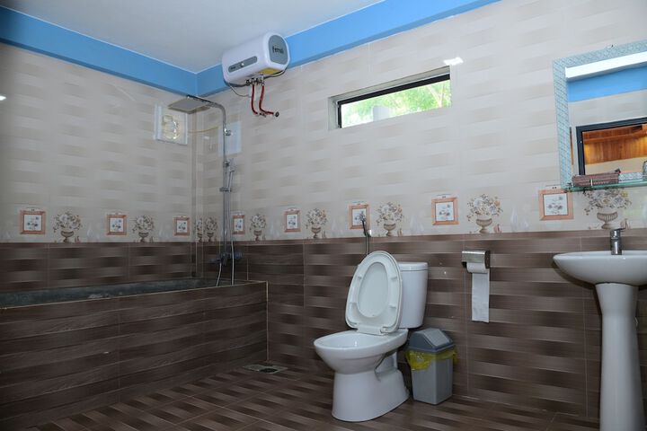 Room 44 of 62