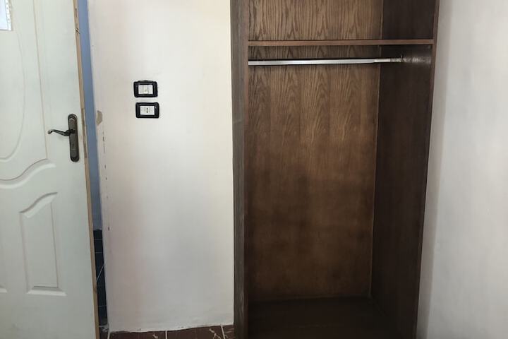 Room 15 of 29