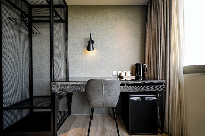 Room 62 of 146
