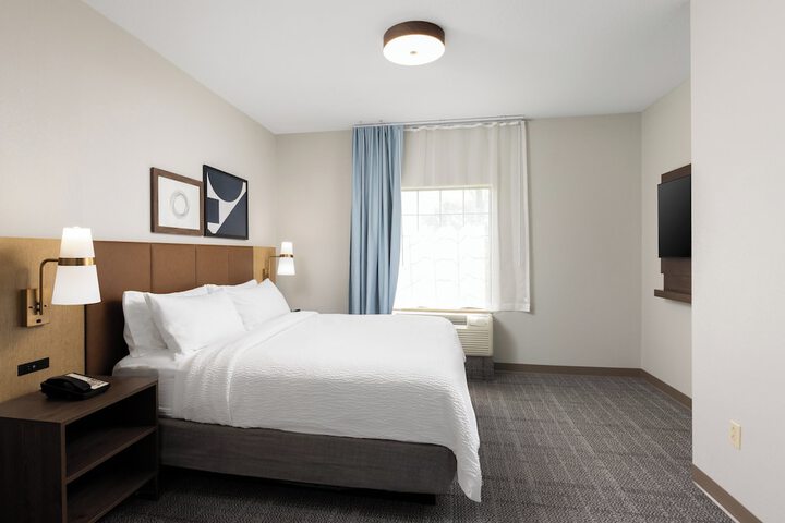 Room 9 of 24