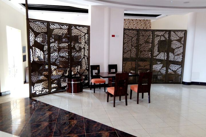 Hotel Interior 6 of 49