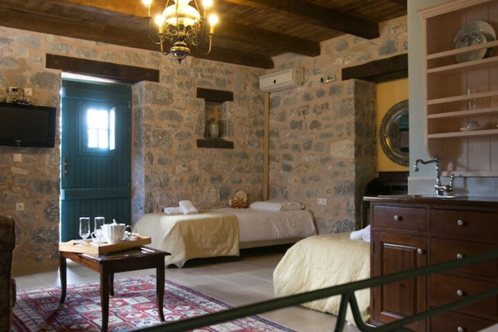 Room 9 of 68