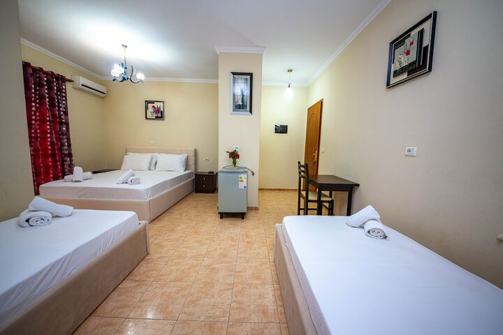 Room 10 of 56